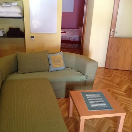 Iva Apartment *